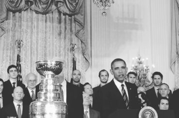 Lorsque le président dit qu'il veut sa journée avec le meilleur trophée sportif, le ...