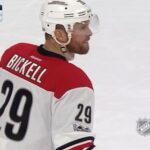 Le dernier moment de la carrière de Bryan Bickell a été spécial. #BickellBrave ...