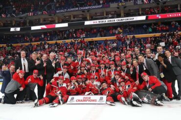 Félicitations à @hockeycanada pour avoir remporté la médaille d'or au Mondial 2018 ...