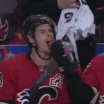 Quoi qu'ils mettent dans ce @gatorade violet, ça marche! (@nhlflames) ...