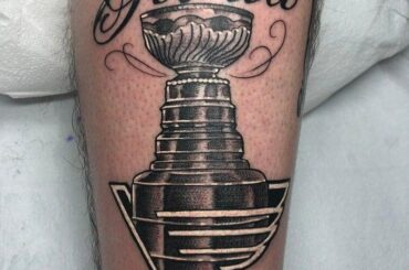 Ce fan de @stlouisblues est à vie! #NationalTattooDay (u / JackedKoala Jo ...