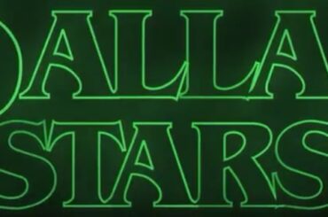 Dans l'esprit de # StrangerThings3, les @dallasstars présentent: (via @dallasstars) ...