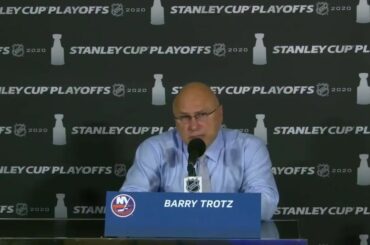 Lors des séries éliminatoires de la Coupe Stanley, Barry Trotz a pris un moment pour reconnaître @oskarli ...