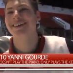 Yanni Gourde contre Jordan Binnington dans une bataille @echlhockey pierre-papier-ciseaux ...