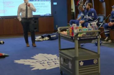 Passez votre dimanche à diffuser Tout ou rien : les Maple Leafs de Toronto sur @primevideoca...